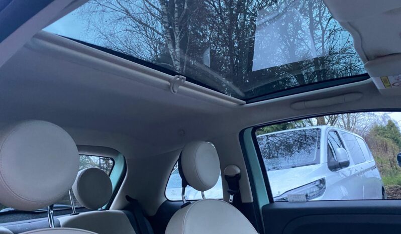 
								Fiat 500 1.2 Lounge Hatchback full									