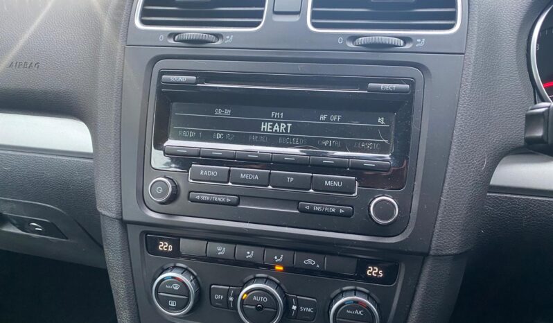 
								VOLKSWAGEN GOLF SE 1.4 TSI Convertible full									