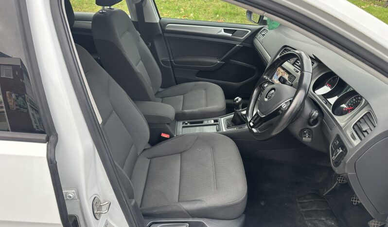 
								2016 Volkswagen Golf 1.0 TSI Match Edition BlueMotion full									