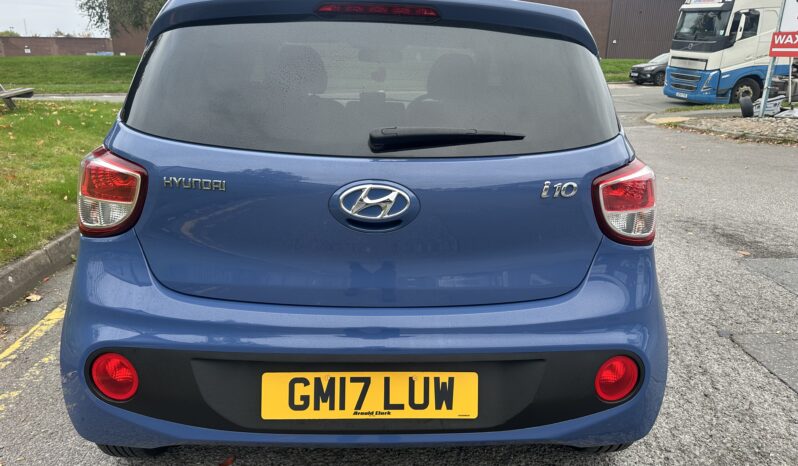 
								2017 Hyundai i10 1.2 premium hatchback 5dr full									