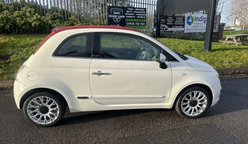 
								2013 Fiat 500 Convertible full									