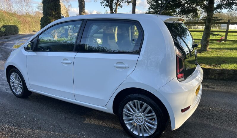 
								2017 Volkswagen up! 1.0 Move up! full									