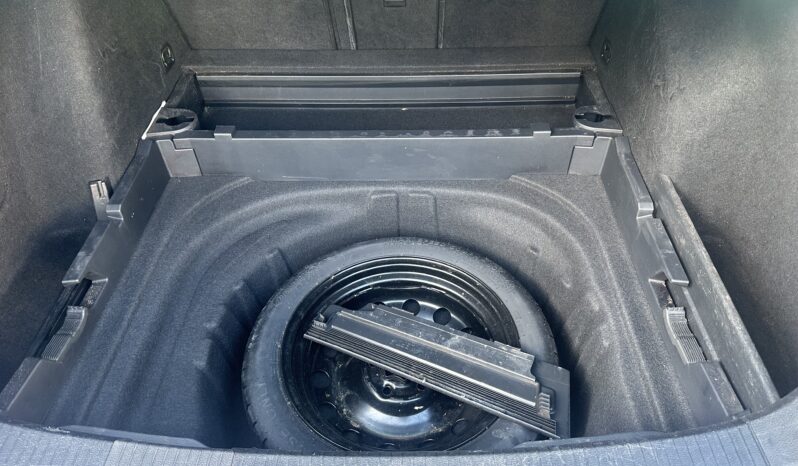 
								Volkswagen Golf | Estate 2019 1.5 TSI EVO GPF GT Estate full									