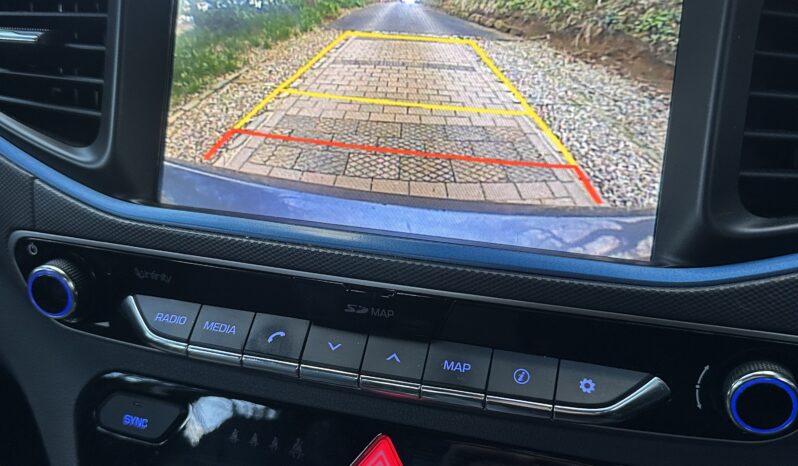 
								Hyundai IONIQ 1.6 h-GDI Premium SE Automatic full									