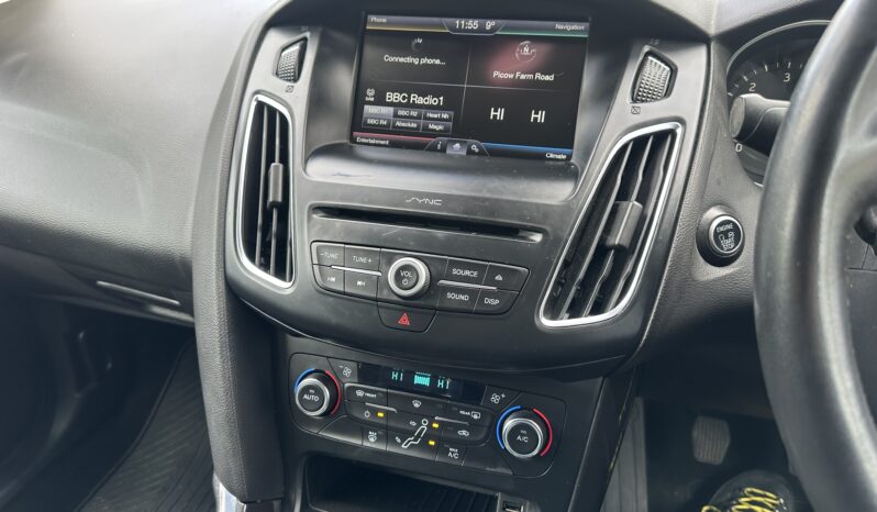 
								Ford Focus 1.5 TDCi Titanium Hatchback 5dr Diesel Manual full									