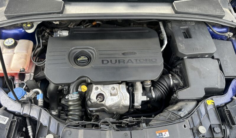 
								Ford Focus 1.5 TDCi Titanium Hatchback 5dr Diesel Manual full									