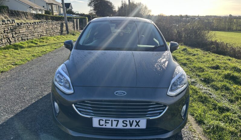 
								Ford fiesta zetec 1.1 petrol full									
