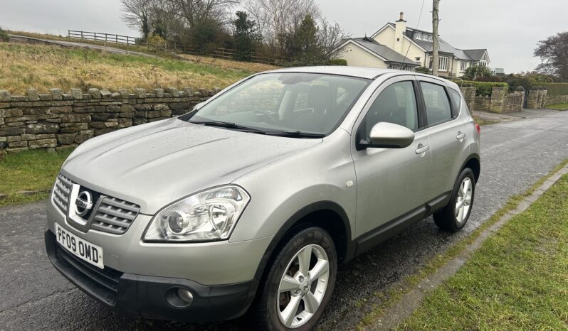 
								Nissan Qashqai Acenta cvt 2.0 petrol auto full									
