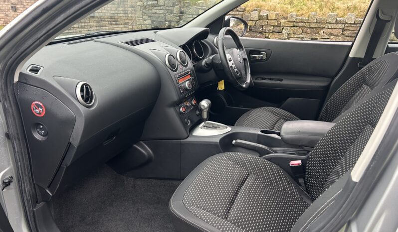 
								Nissan Qashqai Acenta cvt 2.0 petrol auto full									