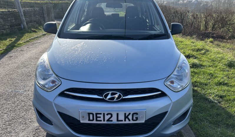 
								Hyundai i10 classic 1.2 petrol full									