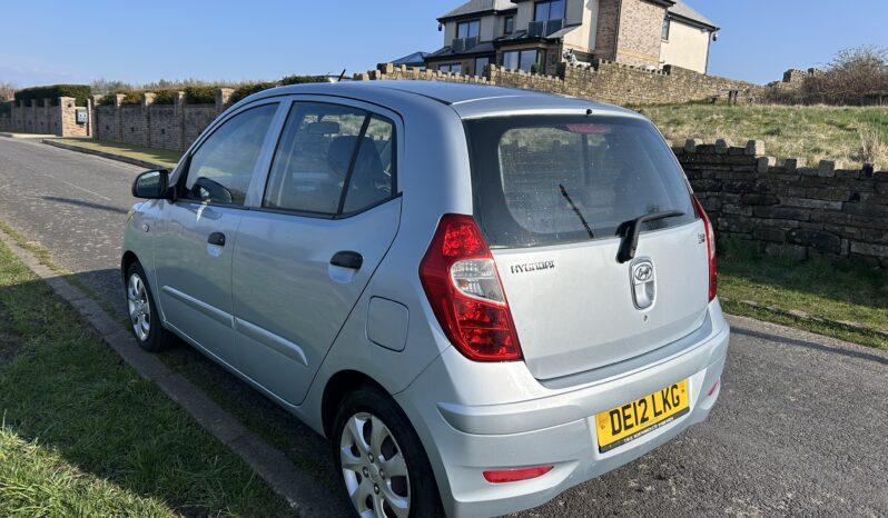 
								Hyundai i10 classic 1.2 petrol full									