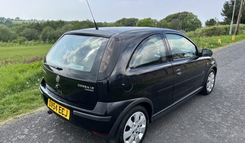 
								Vauxhall corsa sxi full									