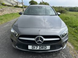 
										Mercedes-benz A180d Sport auto full									