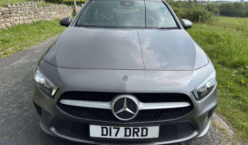 
								Mercedes-benz A180d Sport auto full									