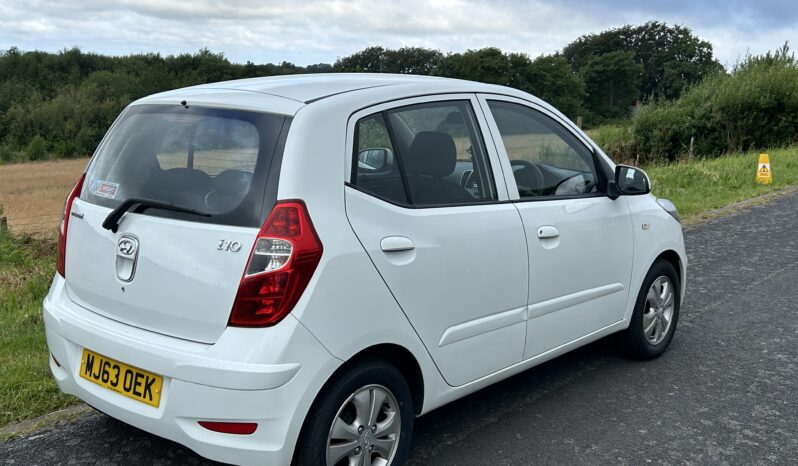 
								Hyundai i10 active auto 1.2 petrol full									