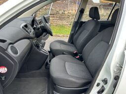 
										Hyundai i10 active auto 1.2 petrol full									