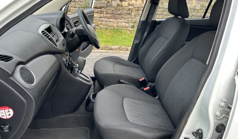 
								Hyundai i10 active auto 1.2 petrol full									