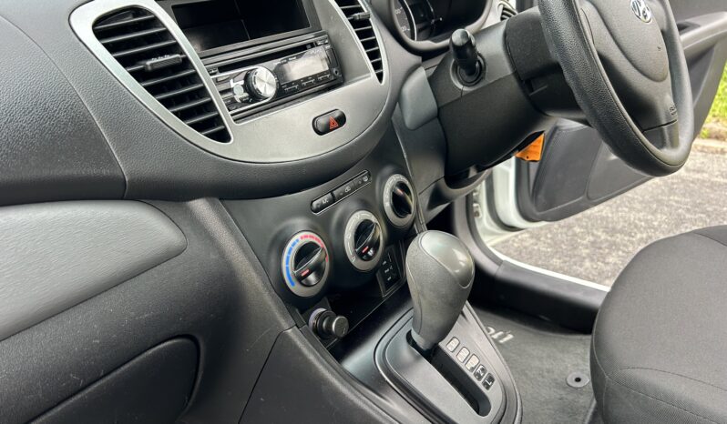 
								Hyundai i10 active auto 1.2 petrol full									
