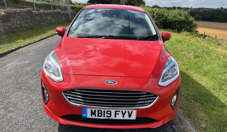 
								Ford Fiesta 1.0T EcoBoost Titanium full									
