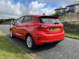 
										Ford Fiesta 1.0T EcoBoost Titanium full									