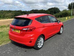 
										Ford Fiesta 1.0T EcoBoost Titanium full									