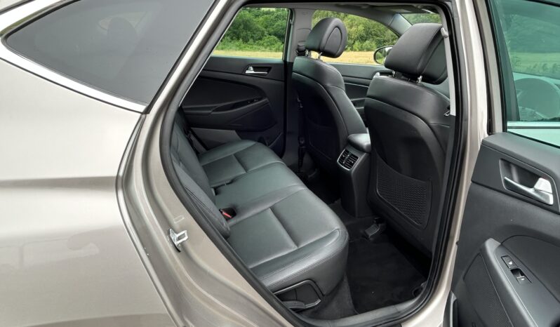 
								Hyundai TUCSON 2.0 CRDi Premium SE Auto full									