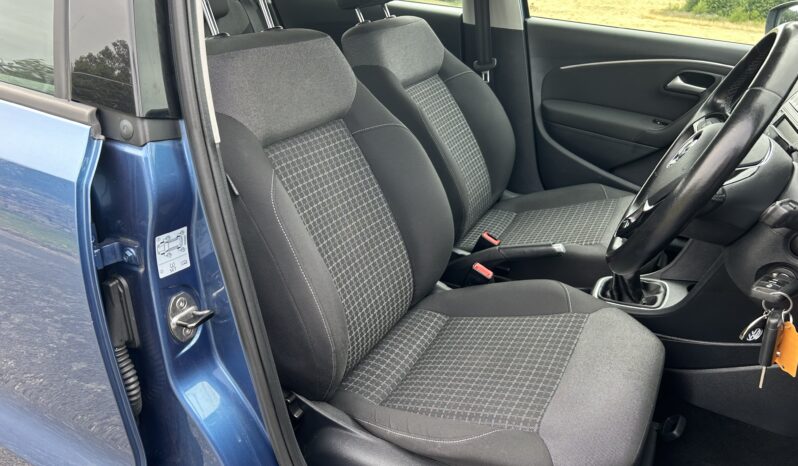 
								Vw polo tsi bluemotion 1.2 full									