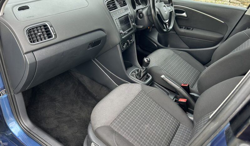 
								Vw polo tsi bluemotion 1.2 full									