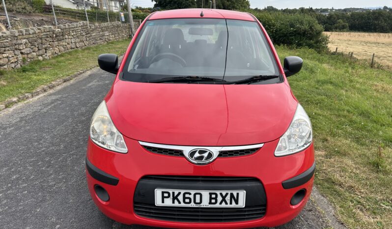 
								Hyundai i10 Classic 1.2 petrol full									