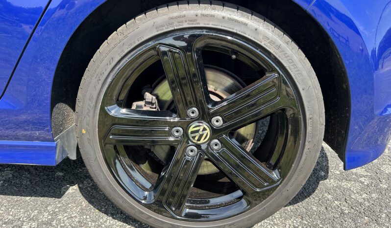 
								Volkswagen Golf R 4wd full									