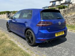 
										Volkswagen Golf R 4wd full									