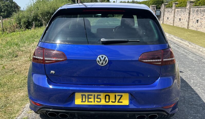 
								Volkswagen Golf R 4wd full									
