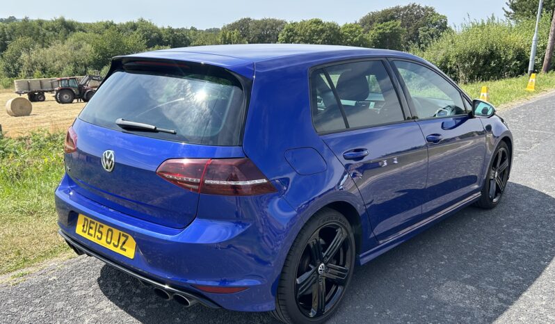 
								Volkswagen Golf R 4wd full									