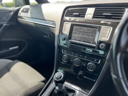 
										Volkswagen Golf R 4wd full									