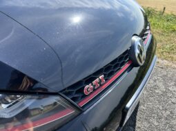 
										Volkswagen Golf GTI full									
