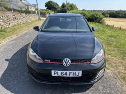 
										Volkswagen Golf GTI full									