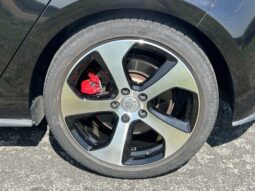 
										Volkswagen Golf GTI full									